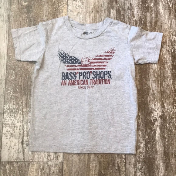 bass pro shops Other - NEW WITHOUT TAGS BASS PRO SHOP SIZE SMALL bass pro shops Other - NEW WITHOUT TAGS BASS PRO SHOP SIZE SMALL